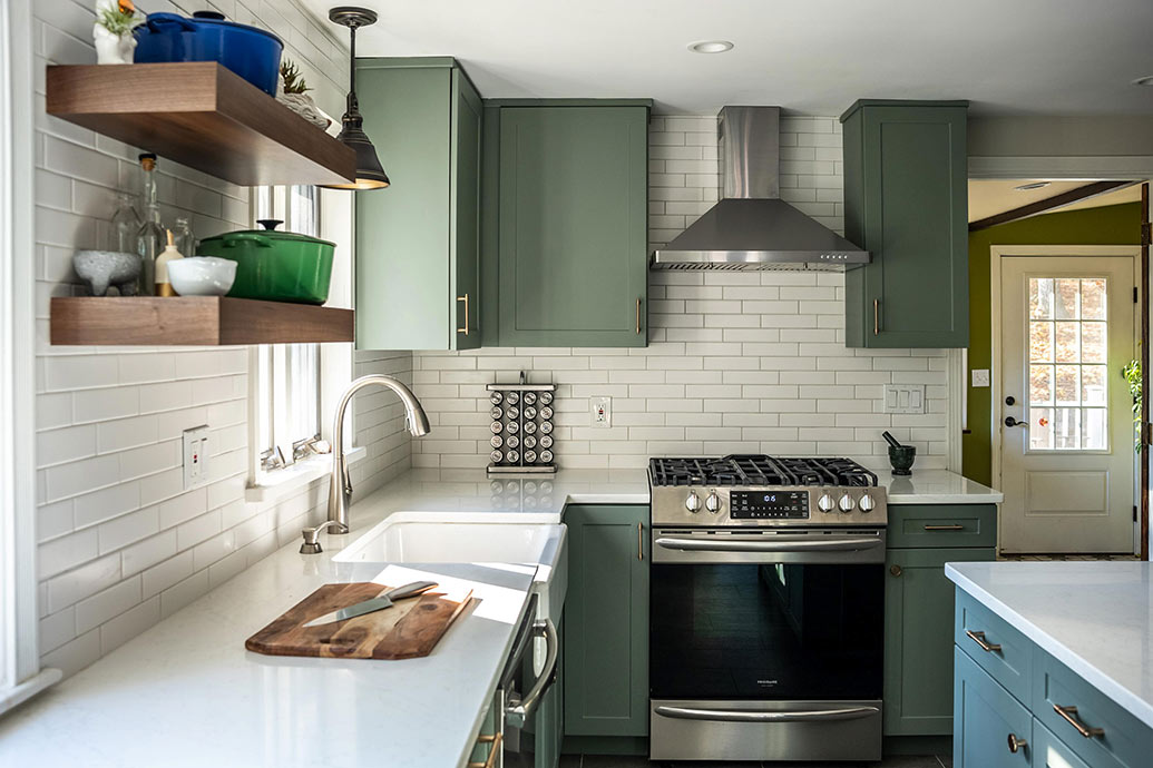 full backsplash