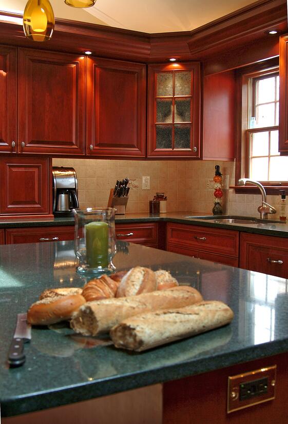 green granite countertop