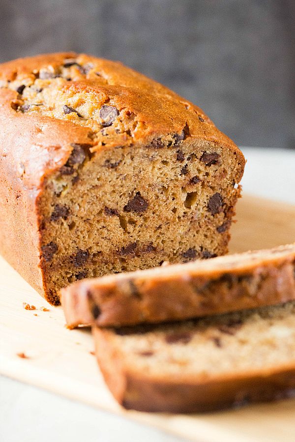 peanut-butter-and-chocolate-chip-banana-bread