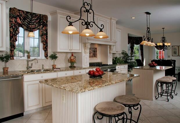 traditional kitchen lighting