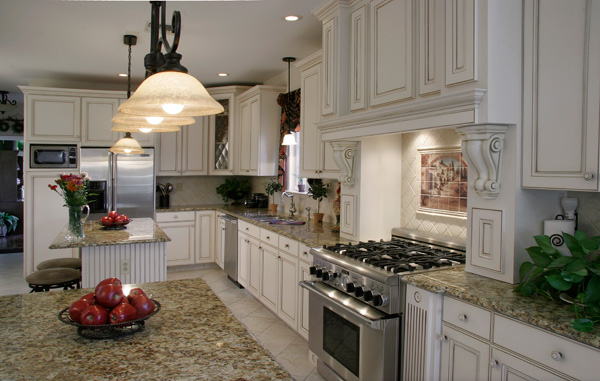 kitchen with santa cecelia countertop