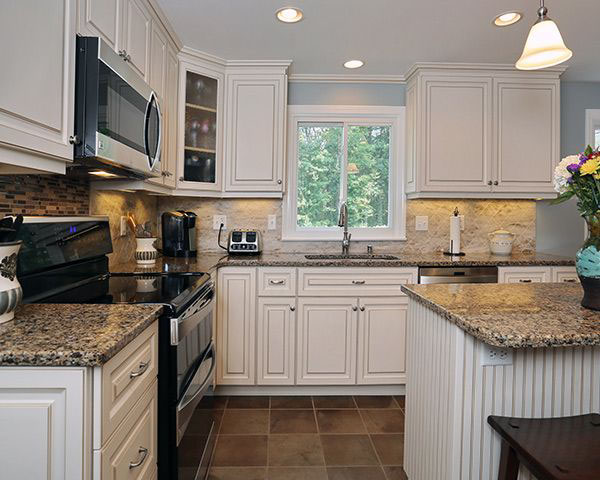 Antique White with Walnut Glaze on Breckenridge Square