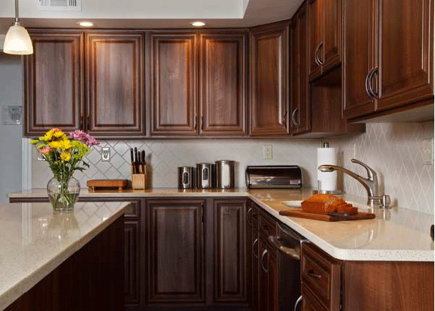 How to Pair Countertop Colors with Dark Cabinets