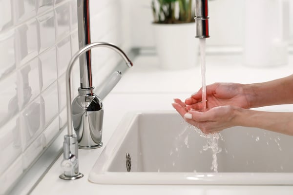 ENV-touchless faucet- washing hands