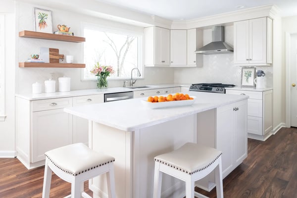 white timeless style kitchen