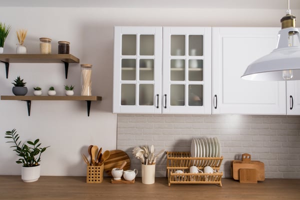 Envato- blog image- glass front cabinet2- 06.12.25