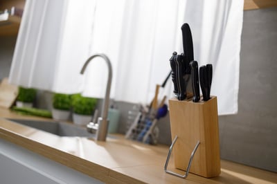 Envato-10 kitchen must haves blog-9_ 04.28.25