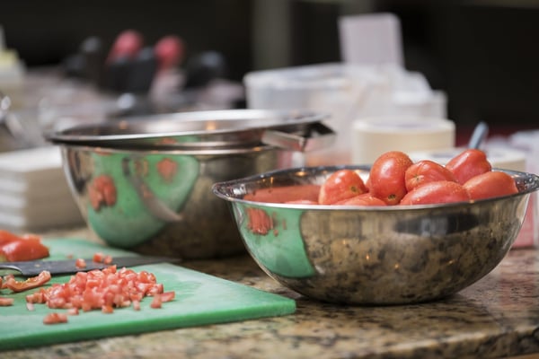 Envato-blog image- safe food prep 8.4.25