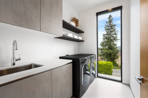 Envatoo- blog image- laundry room design- 06.12.25