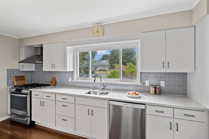 white-shaker-kitchen