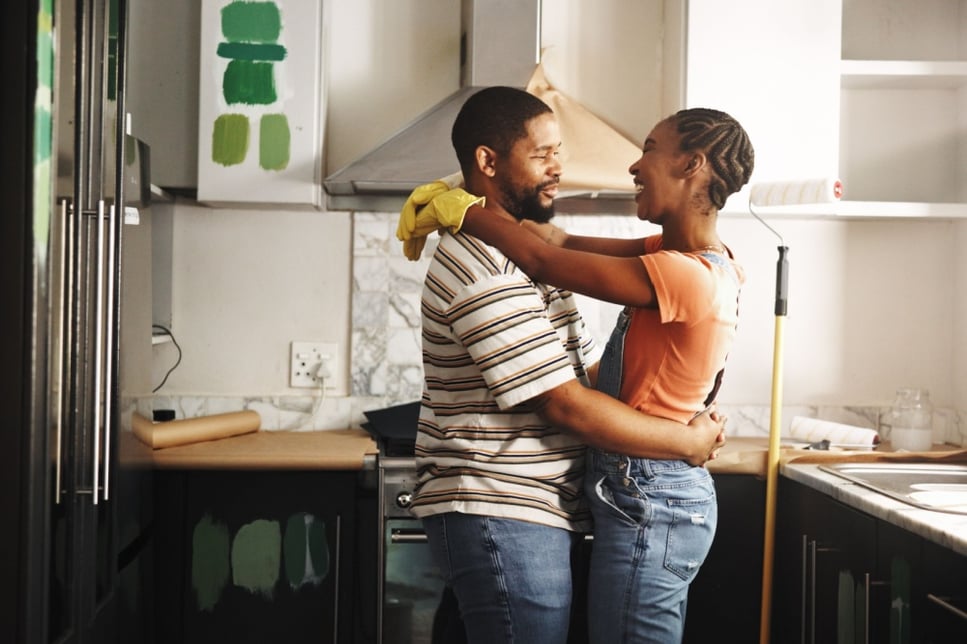 What should a kitchen remodel quote include?