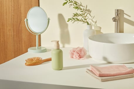 What bathroom vanity trends are shaping design in 2026?