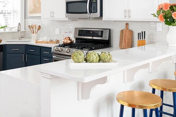 white kitchen cabinets