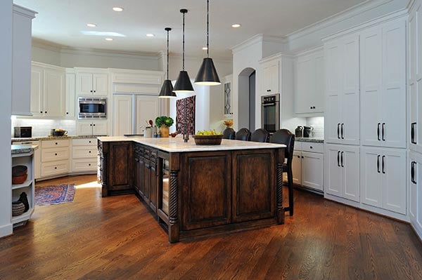 contrasting kitchen island