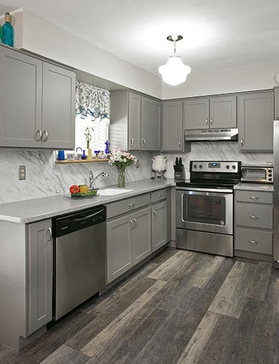 km-l-shaped-kitchen-gray
