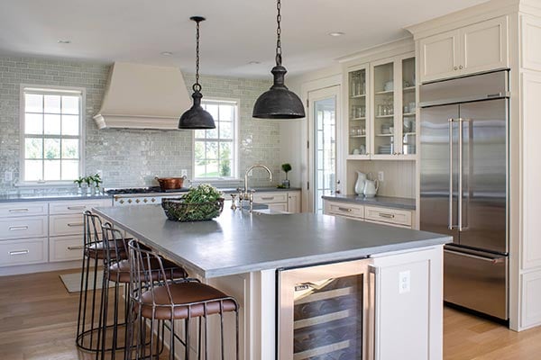 Mixed metal farmhouse kitchen