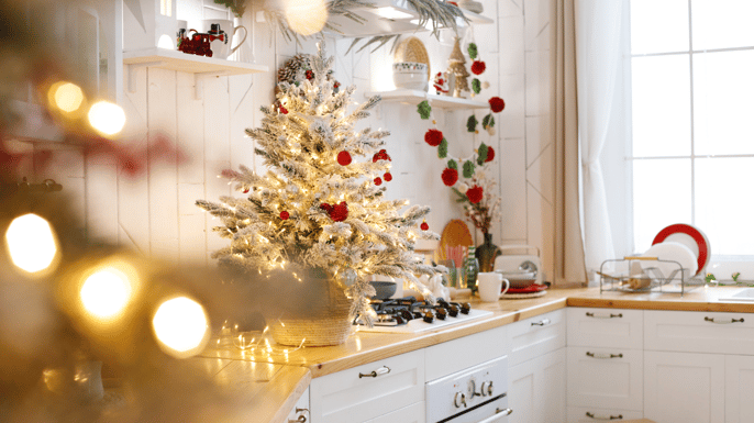 christmas-kitchen-lighting