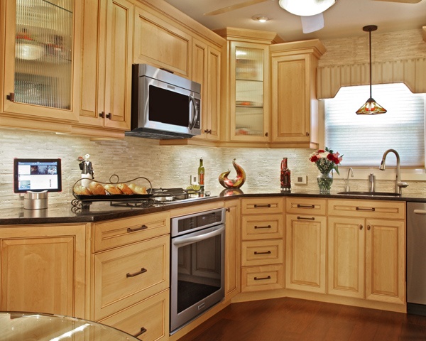 maple kitchen set
