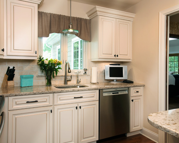 White Kitchen with Valence Window Curtains