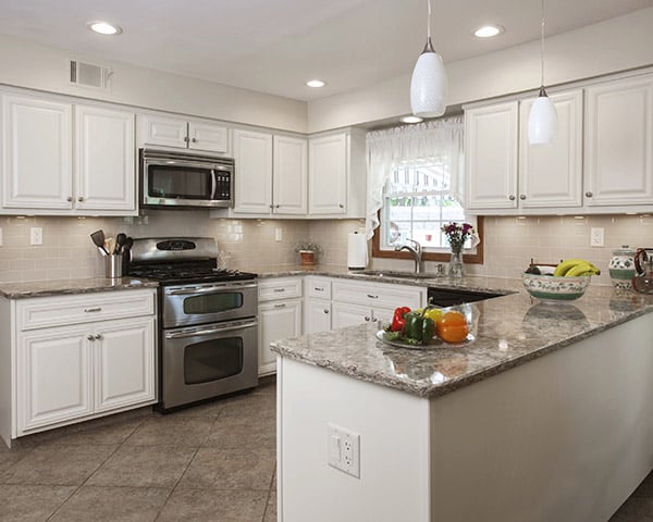 What Countertop Color Looks Best With White Cabinets