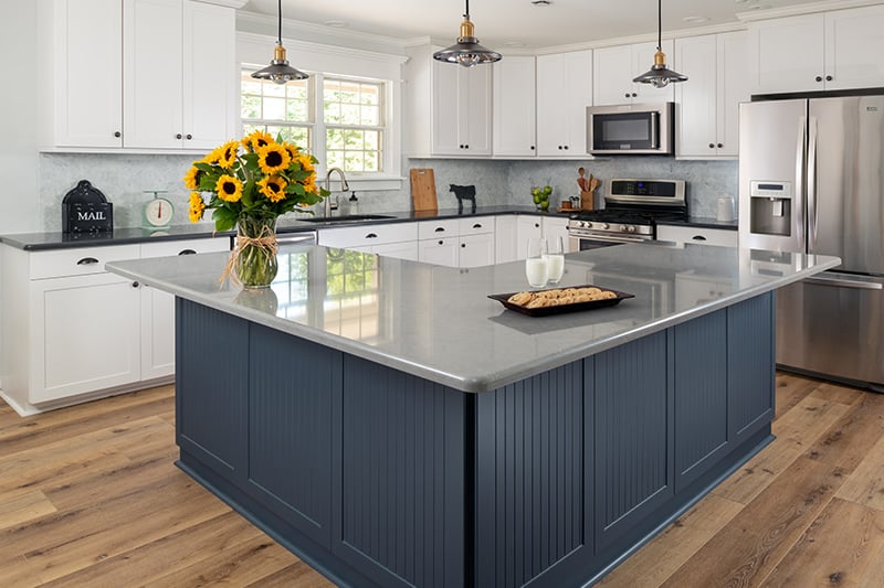 4 Smart Ways to Make White Cabinets Work