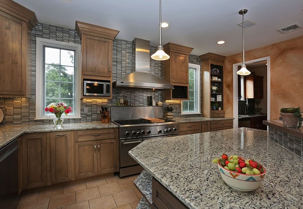 wood-farmhouse-kitchen