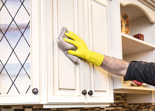 How To Clean Your Kitchen Cabinets, Tips Cleaning Grease Off Kitchen Cabinet Doors