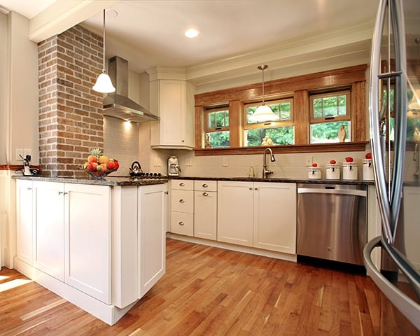 Shaker Cabinet Doors with A Retro Look