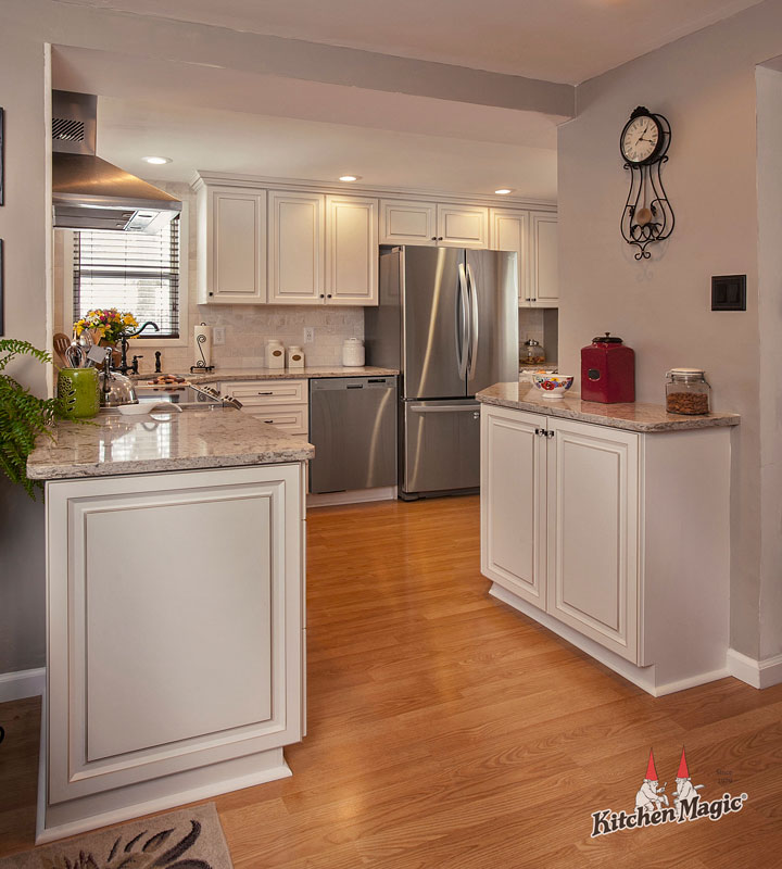 All-white Kitchen with Quartz Countertop